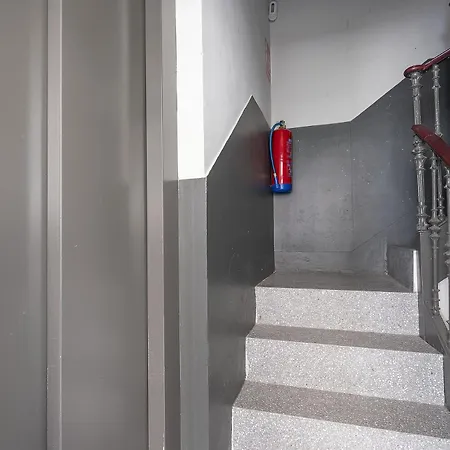 Ola Living Gracia Apartment